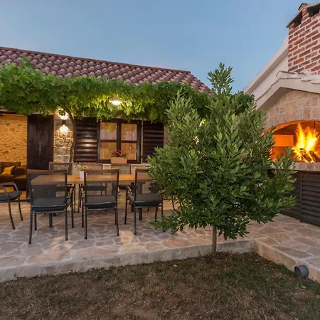 Villa Vitis Zadarvillas *