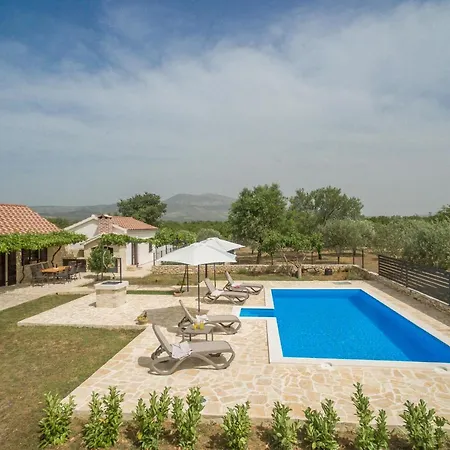 Villa Vitis Zadarvillas Oklaj