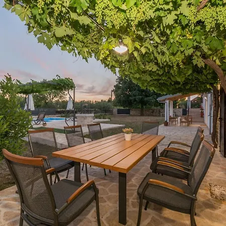 Vitis Zadarvillas Villa