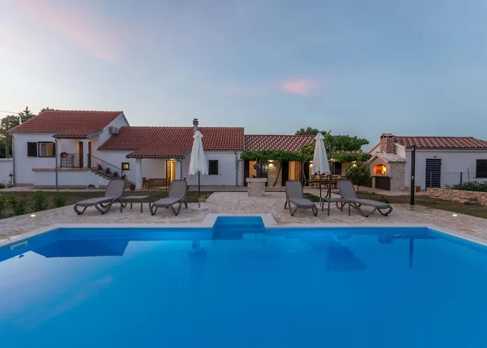 Vitis Zadarvillas Villa Oklaj